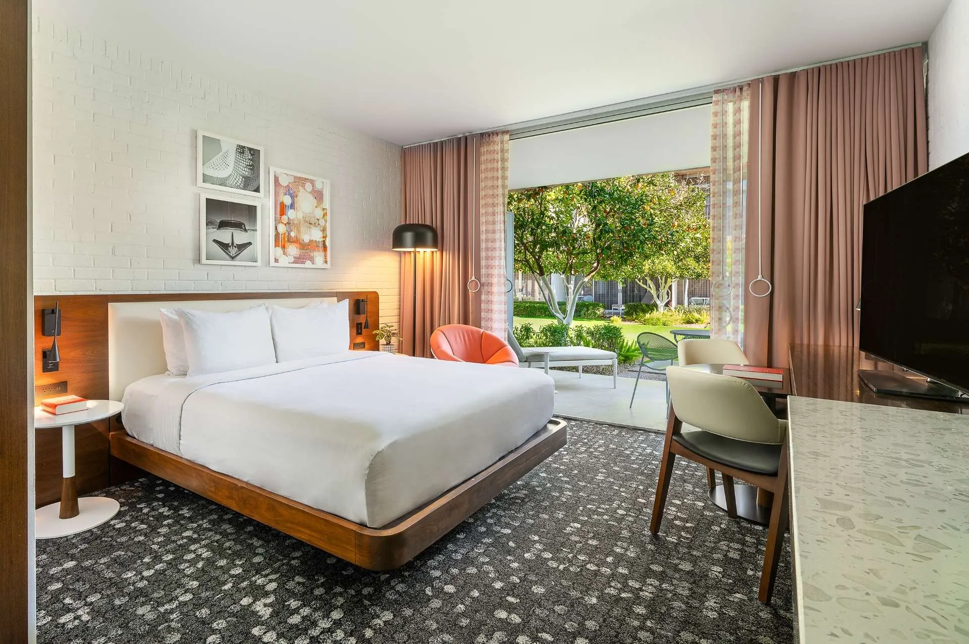 Accessible King Guest Room